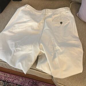 Liz Claiborne  soft cotton lady’s shorts off white,  like new size 12